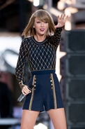 Elon Musk sparks further controversy after re-tweeting old photo of Taylor Swift