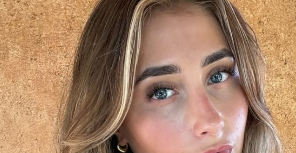 OnlyFans star Lily Phillips horrifies with Xrated act out in