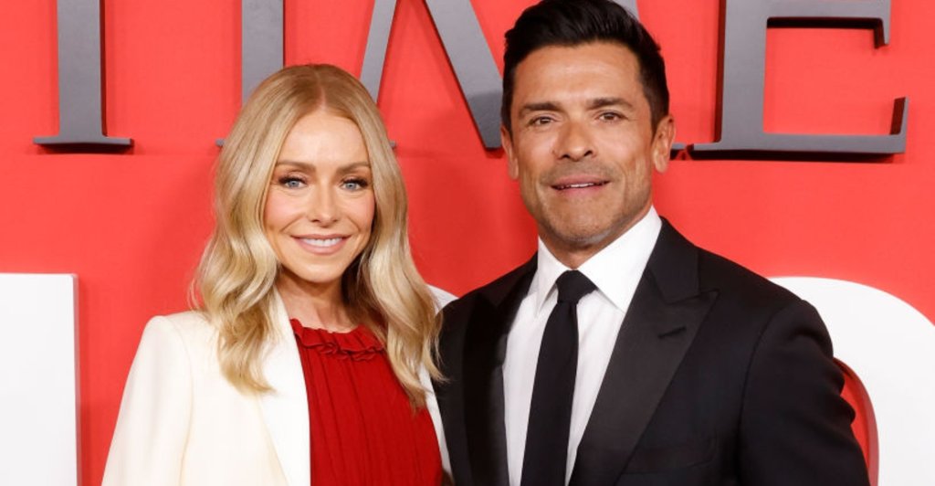 Kelly Ripa and husband of 29 years Mark Consuelos open up about divorce on 'Live'