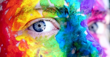 Optical illusion lets people see a color they've 'probably never seen before'
