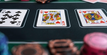 Man criticized after entering women-only poker tournament and winning