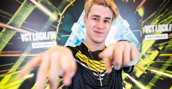Esports star Karel Asenbrener dies aged 19 after posting chilling final tweet