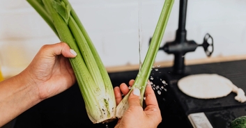 Mom issues warning after baby gets severe reaction from eating celery