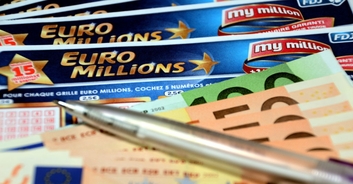 Couple who 'won over $200 million lottery jackpot' heartbroken after being told they couldn't collect money