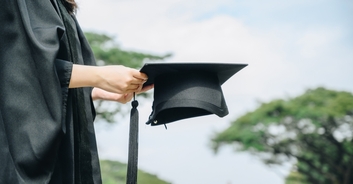 Senior who spent 10 years in refugee camps gets $240k in scholarships after graduating top of her class