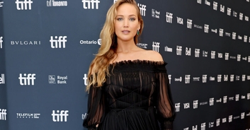 Jennifer Lawrence breaks silence on rumors she had affair with Liam Hemsworth while he was with Miley Cyrus