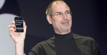 Rare first generation iPhone sells for an enormous $190,000 at auction