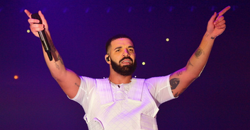 Fans are baffled as Drake has giant bra thrown at him during concert