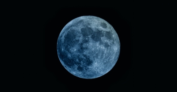 Tonight's 'exceedingly rare' super blue moon will be the last until 2037
