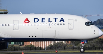 Airline passenger's diarrhea forces emergency landing