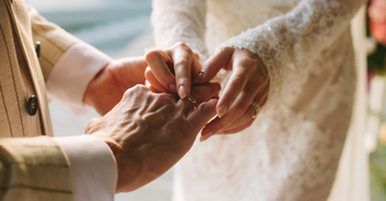 Bride-to-be refuses to talk to dad because he won't shell out $200k for her wedding