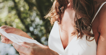Instead of her vows, this bride read out her cheating fiancé's texts to their loved ones