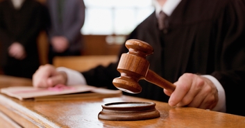 Double-murderer begs court never to release him from jail