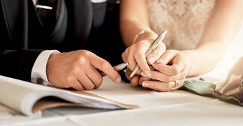 Newlyweds lose thousands of dollars after over half of wedding guests don't turn up