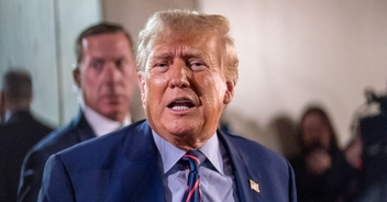 Trump camp reveals the real reason for red hand spots amid syphilis rumors