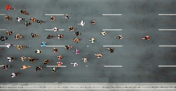 Man who chain-smoked his way through a marathon is disqualified