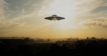 Mystery of bizarre figures seemingly revealed after hikers spot ’10ft tall aliens’