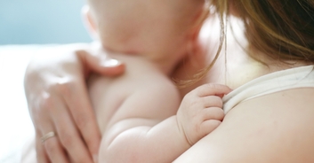 Guy says it is a 'privilege' for women to be stay-at-home moms: 'You can't watch TV at a full-time job'