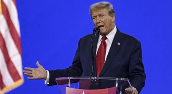 No, Donald Trump did not accidentally call his wife 'Mercedes'