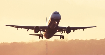 College student flies two hours to class twice a week because it's cheaper than paying rent