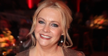 Melissa Joan Hart's disheveled selfie leaves fans concerned: 'What happened to her?'