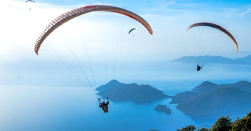 Mom, 27, plunges to her death in paragliding incident as she tried to conquer her flying phobia