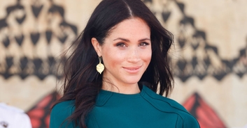 Meghan Markle praised as she shows off her acting prowess during children's hospital visit