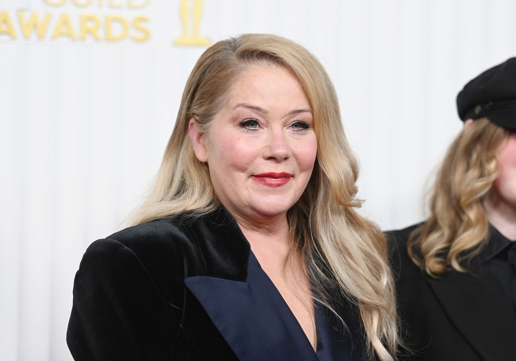 Christina Applegate Heartbreakingly Admits She 'Doesn't Enjoy Living ...