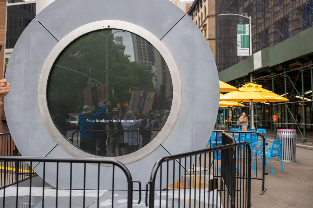 Interactions through the portal have mostly been pretty wholesome. Credit: Spencer Platt/Getty Images