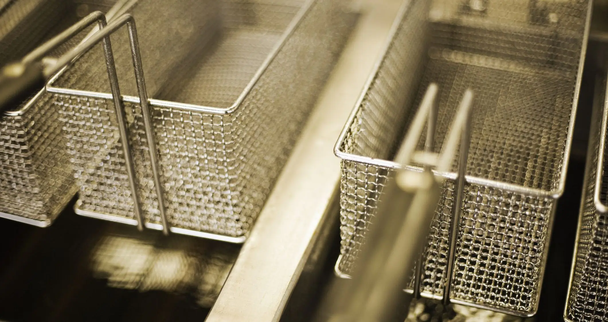 8 deep fat fryer ideas that went viral but belong in the food bin