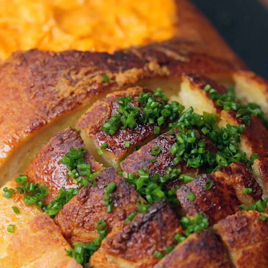 Buffalo Chicken Hedgehog Bread