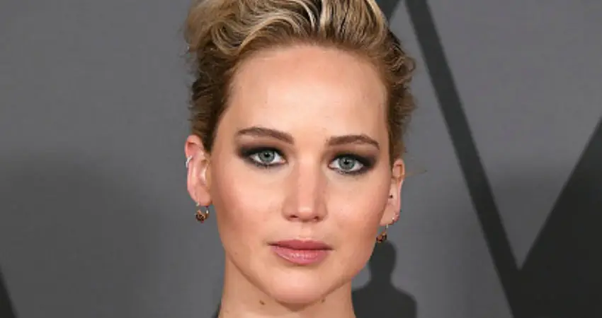 Jennifer Lawrence reveals the reason she is rude to her fans in public