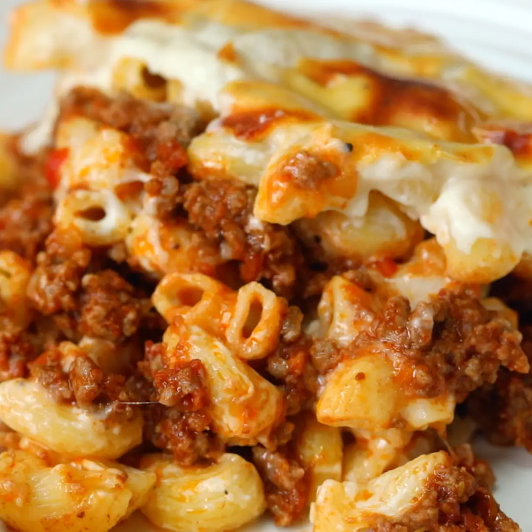 Chili Mac And Cheese Lasagna