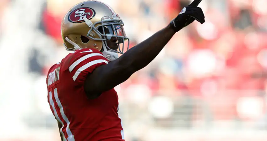NFL star scores touchdown just hours after losing his baby