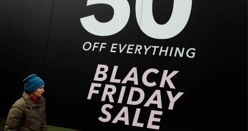 Video shows Black Friday customers nearly tearing down an entire storefront in rush to get inside
