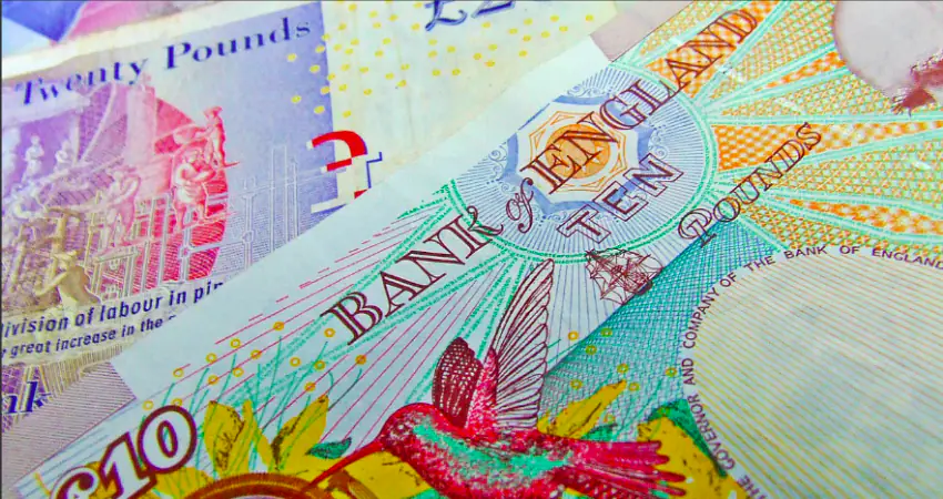 Man hands in £30 he found at a cashpoint and ends up £50,000 richer