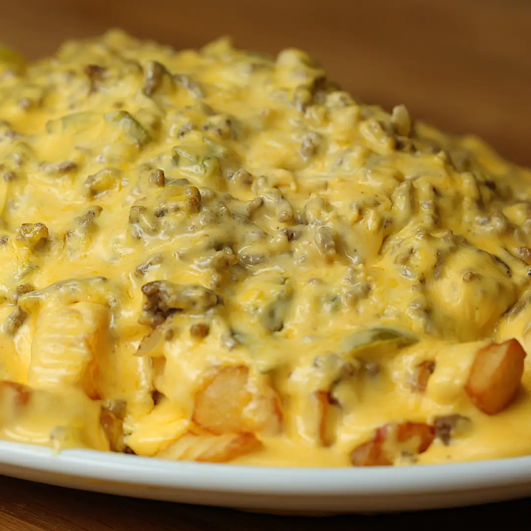 Sloppy Joe Cheesesteak Fries