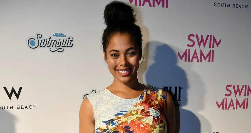 Model takes on Victoria's Secret over beauty standards