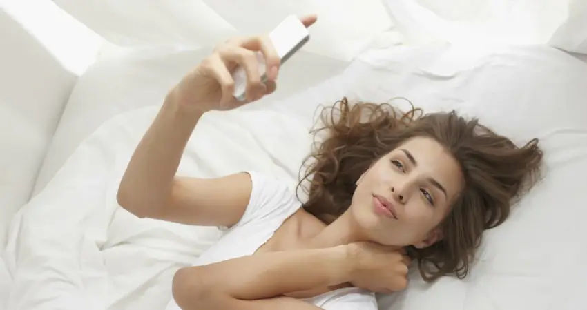Facebook wants you to upload your nude photos