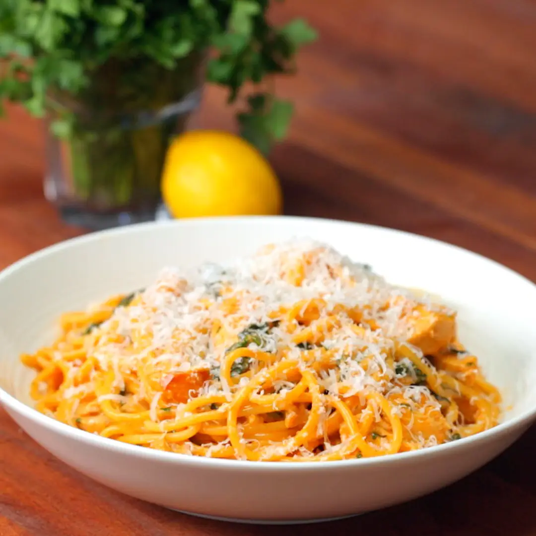 Creamy Lemon Butter Chicken Spaghetti