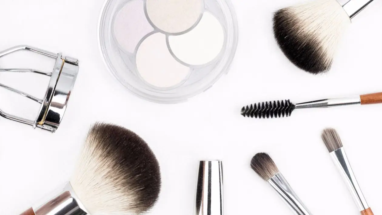 How long will your make-up last? A product by product guide