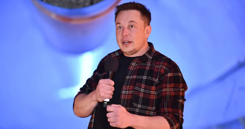 Elon Musk responds to claims that couple filmed an adult movie in auto-piloted Tesla