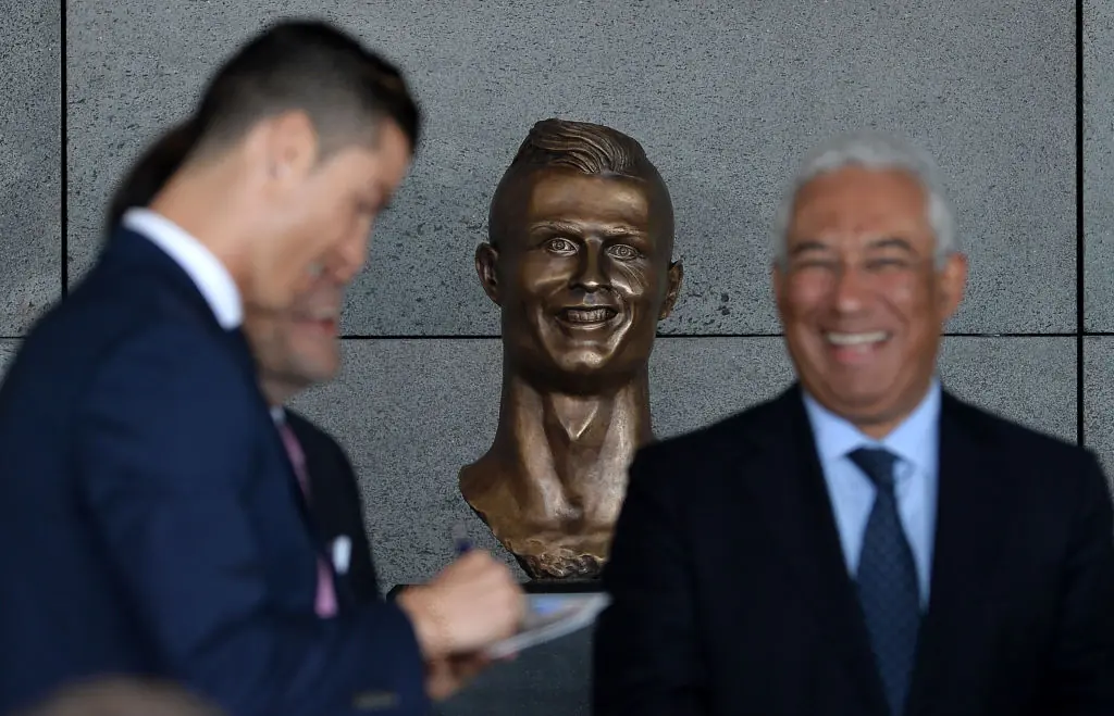 Cristiano Ronaldo Statue