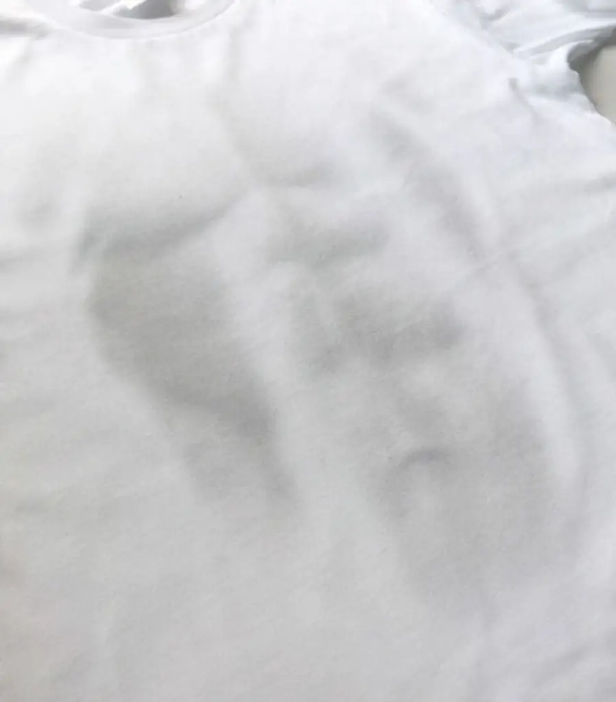 Fake abs on a white t-shirt.