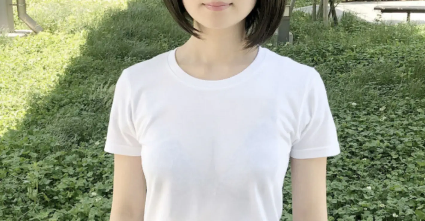 These fake see-through t-shirts will let you show off the summer body you don't have