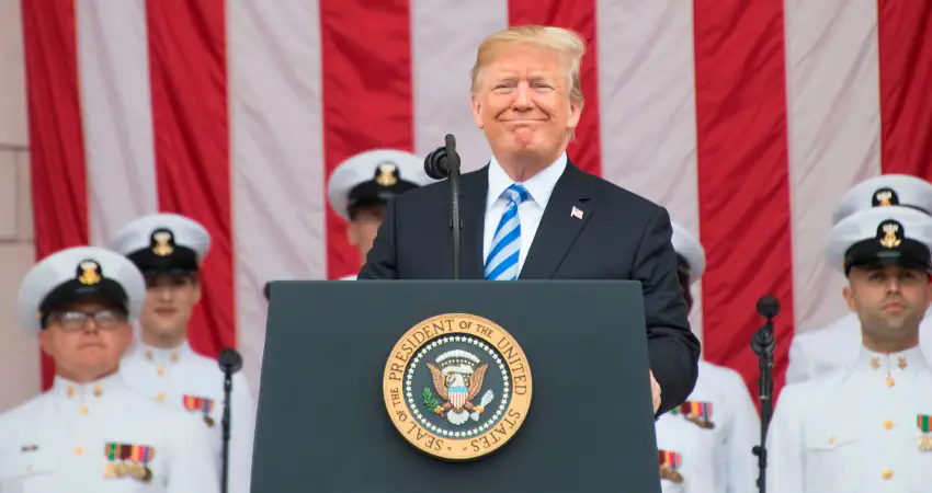 Trump says that anyone convicted of killing a police officer should get the death penalty
