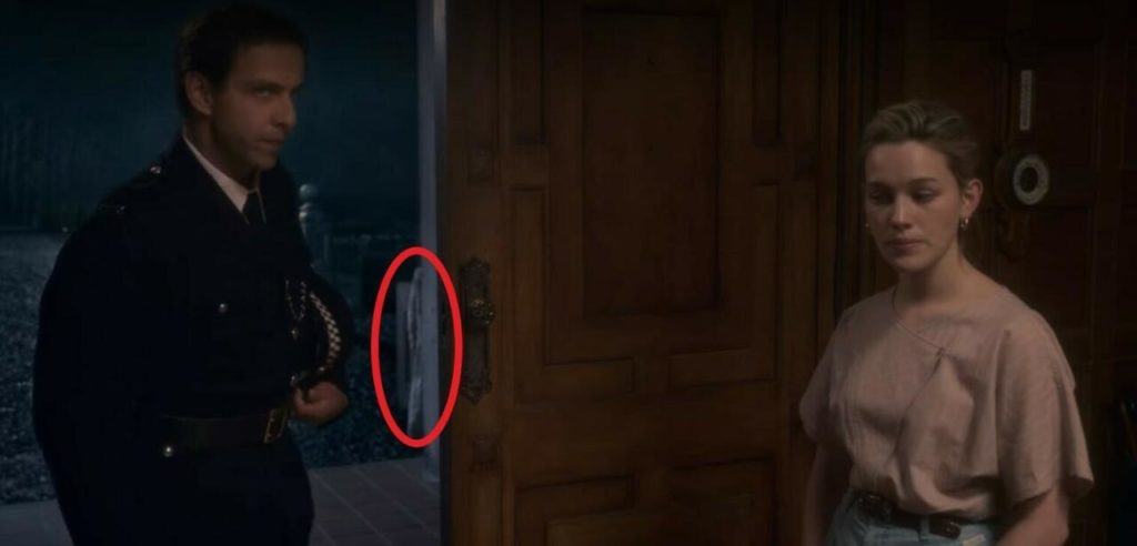 Haunting of Bly Manor hidden ghost.
