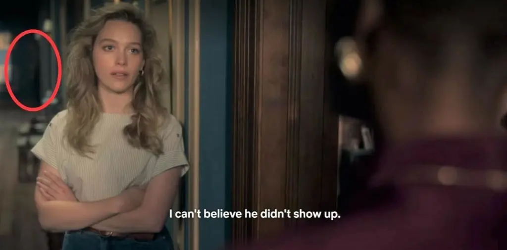 Haunting of Bly Manor hidden ghost.