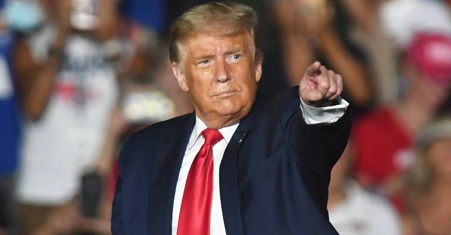 Trump tells fans he'll give them 'big fat kiss' following coronavirus battle
