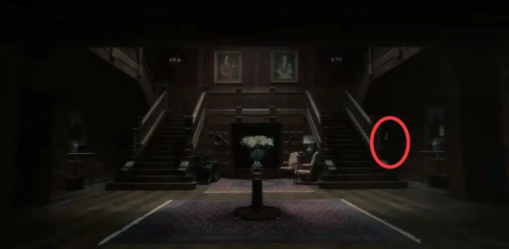 Haunting of Bly Manor hidden ghost.